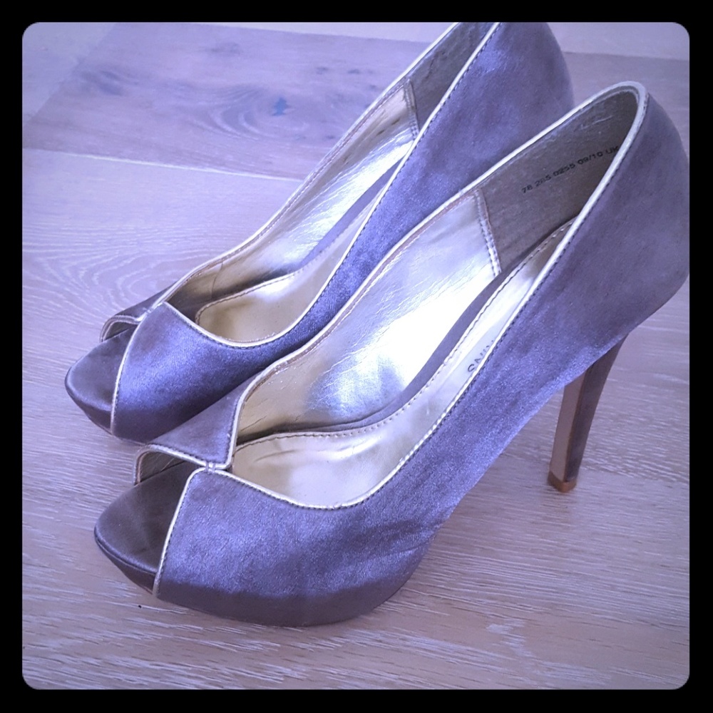High heel shoes